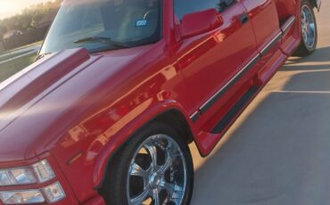 GMC-Sierra-1500-1995-Crew-Cab-Pickup-1