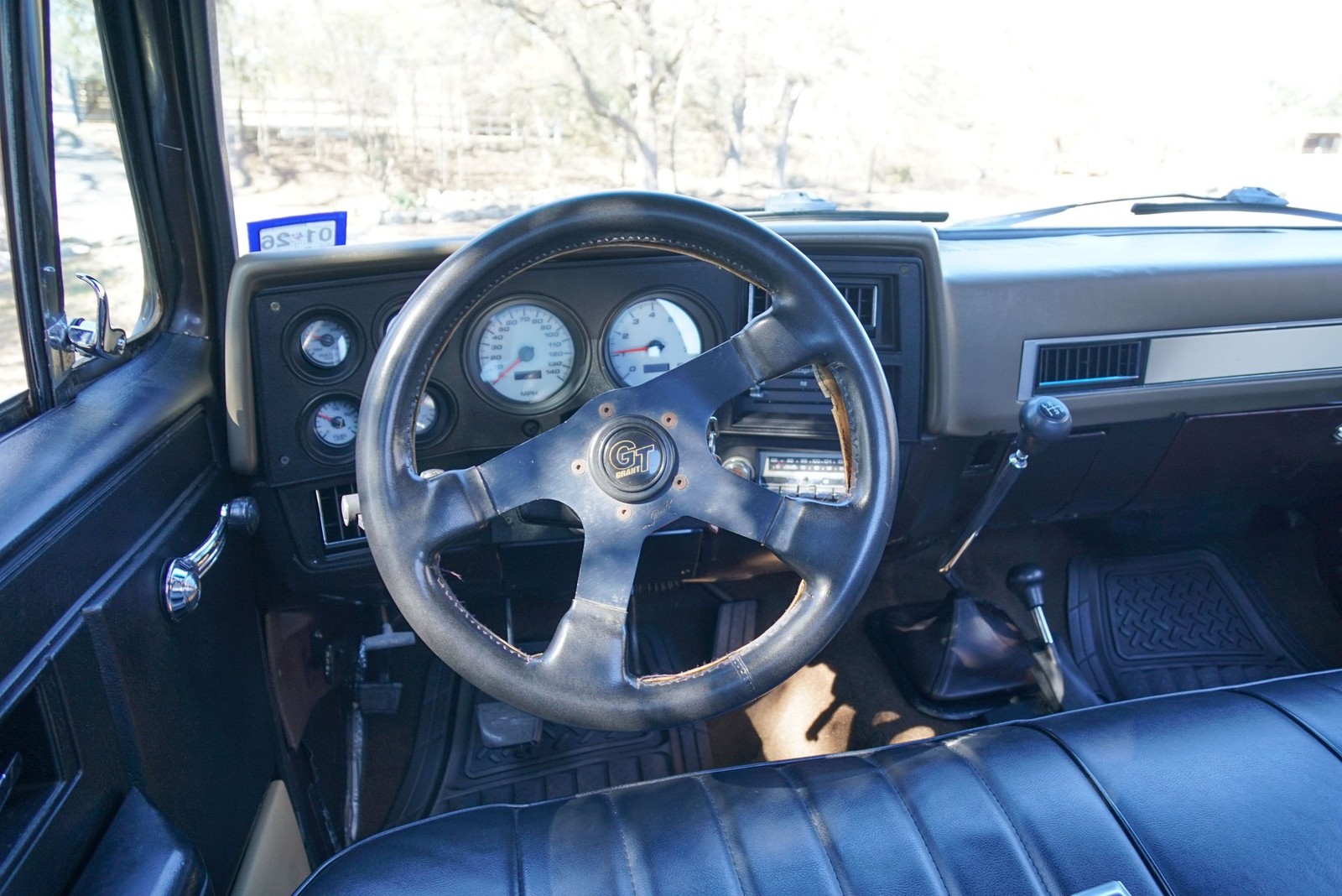 GMC-Sierra-2500-1983-Other-20