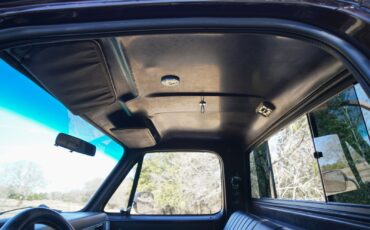 GMC-Sierra-2500-1983-Other-23