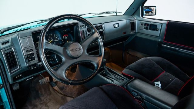 GMC-Sonoma-1992-Standard-Cab-Pickup-21