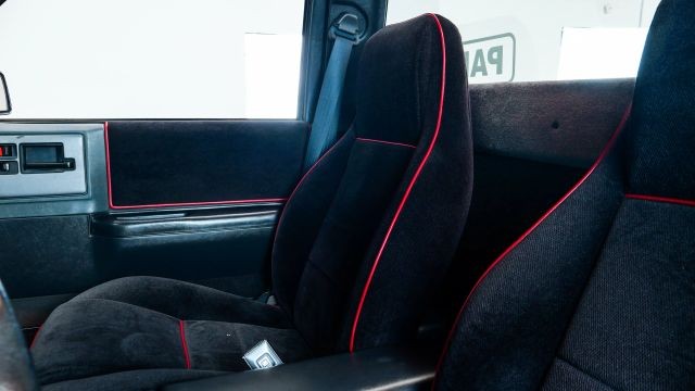 GMC-Sonoma-1992-Standard-Cab-Pickup-26