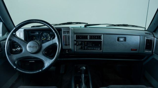 GMC-Sonoma-1992-Standard-Cab-Pickup-28