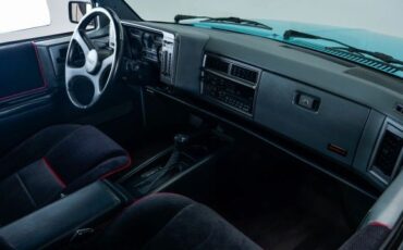 GMC-Sonoma-1992-Standard-Cab-Pickup-29