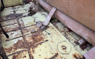 GMC-Suburban-1972-21