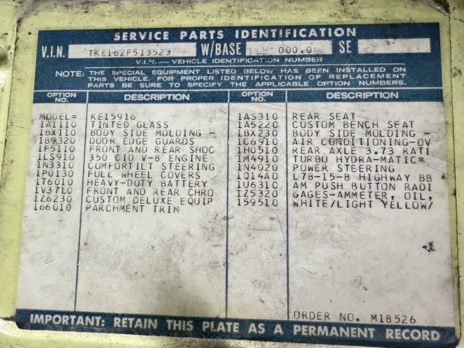 GMC-Suburban-1972-23