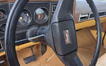 GMC-Suburban-1979-Wagon-10