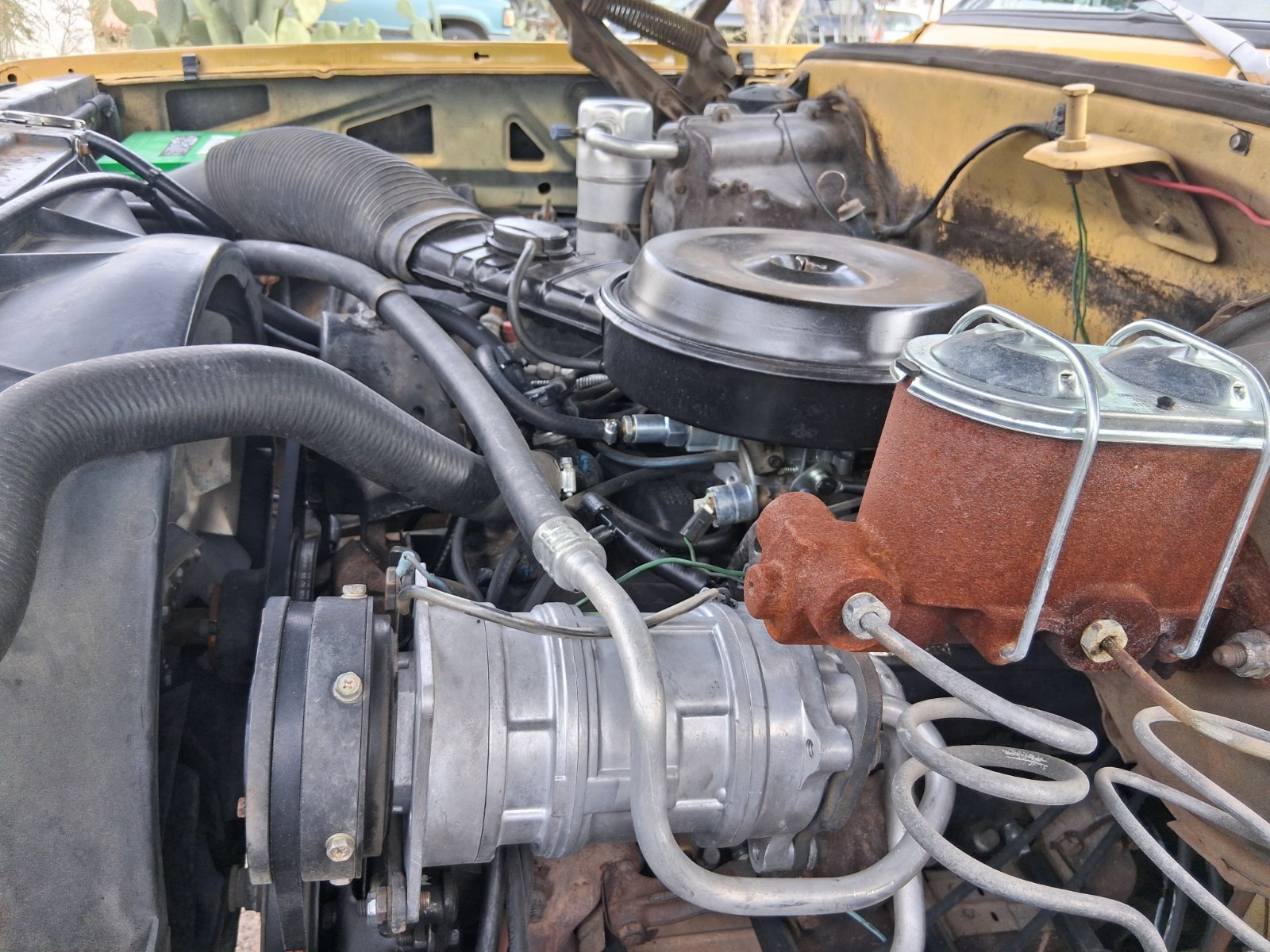 GMC-Suburban-1979-Wagon-13