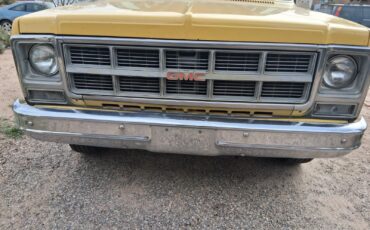 GMC-Suburban-1979-Wagon-15