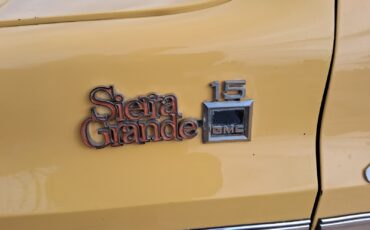 GMC-Suburban-1979-Wagon-8