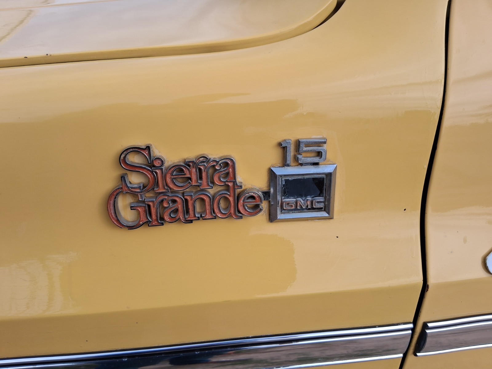 GMC-Suburban-1979-Wagon-8