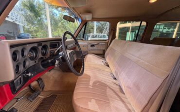 GMC-Suburban-1986-SUV-21