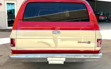 GMC-Suburban-1986-SUV-5