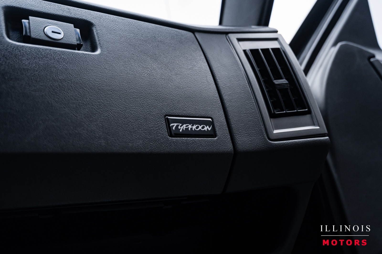 GMC-Typhoon-1992-SUV-23