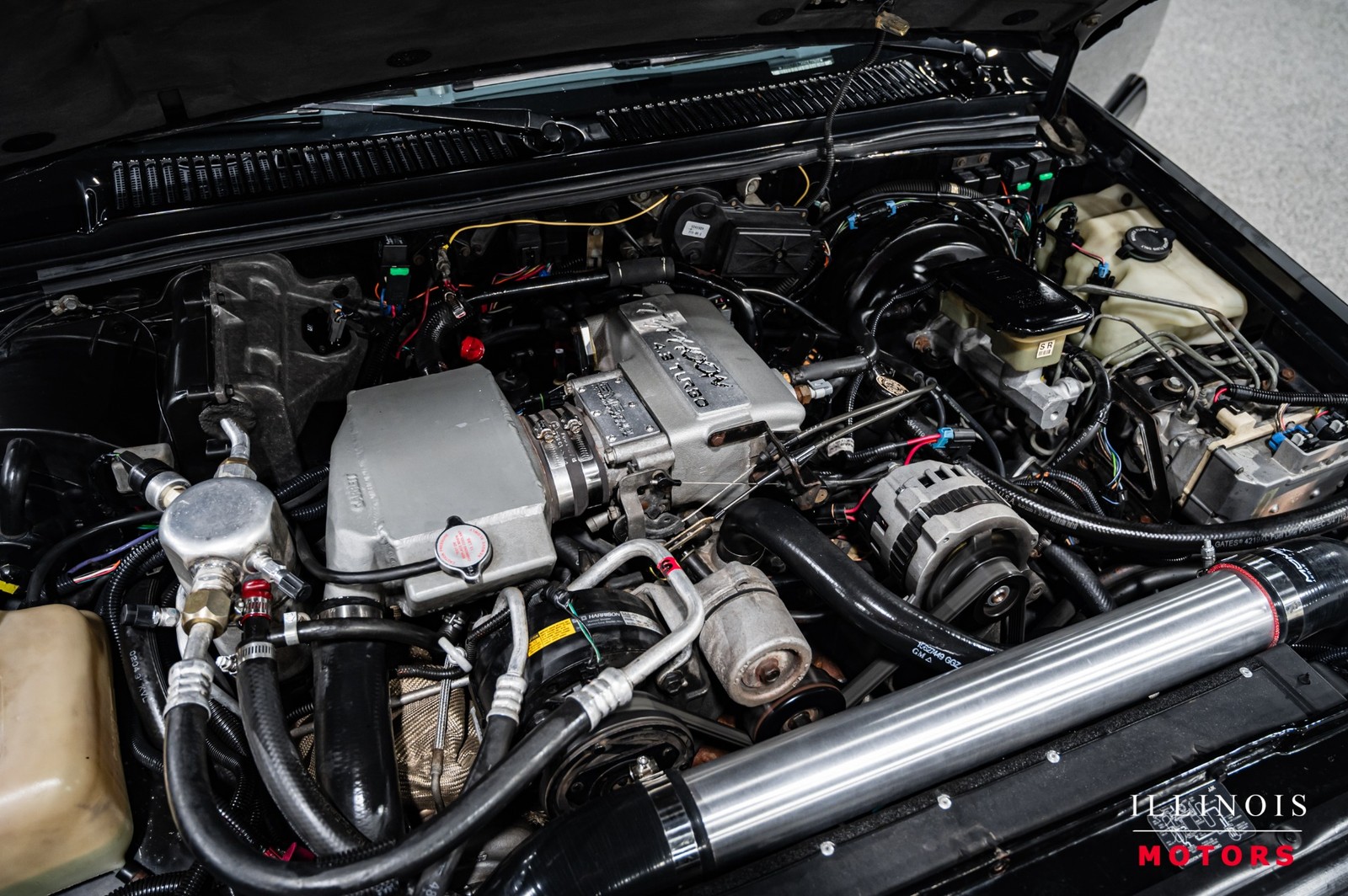 GMC-Typhoon-1992-SUV-32