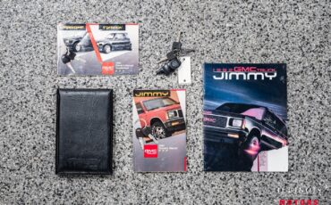 GMC-Typhoon-1992-SUV-36