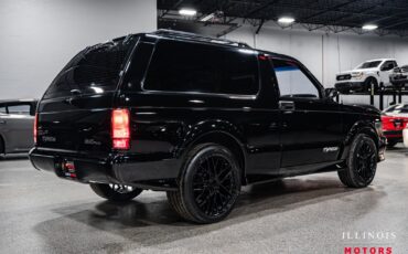 GMC-Typhoon-1992-SUV-4