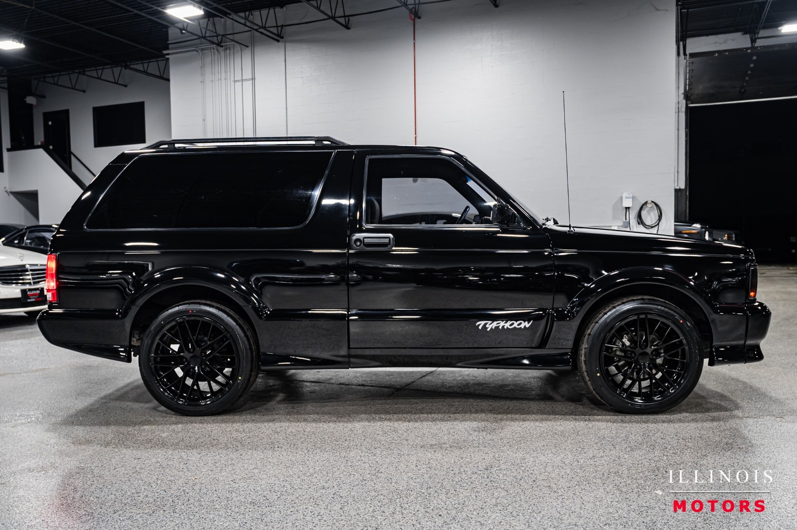 GMC-Typhoon-1992-SUV-5