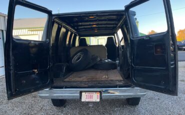 GMC-VAN-DURA-1978-Standard-Passenger-Van-30