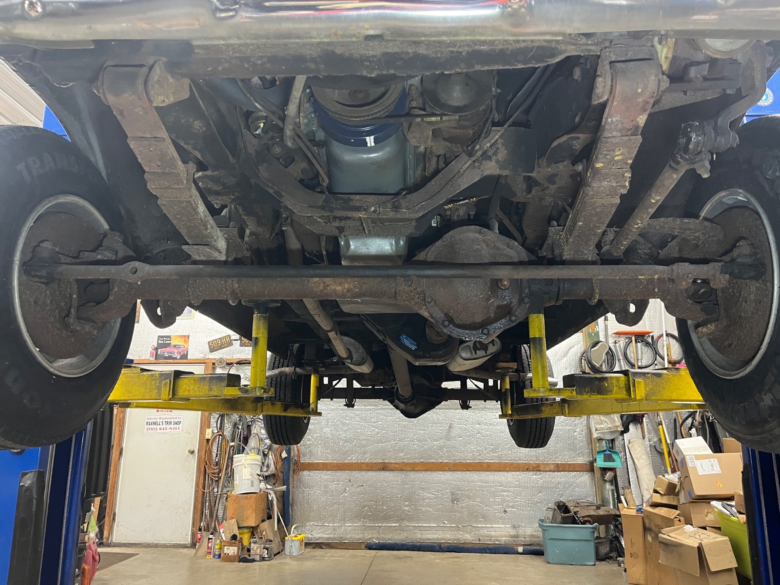 GMC-VAN-DURA-1978-Standard-Passenger-Van-39