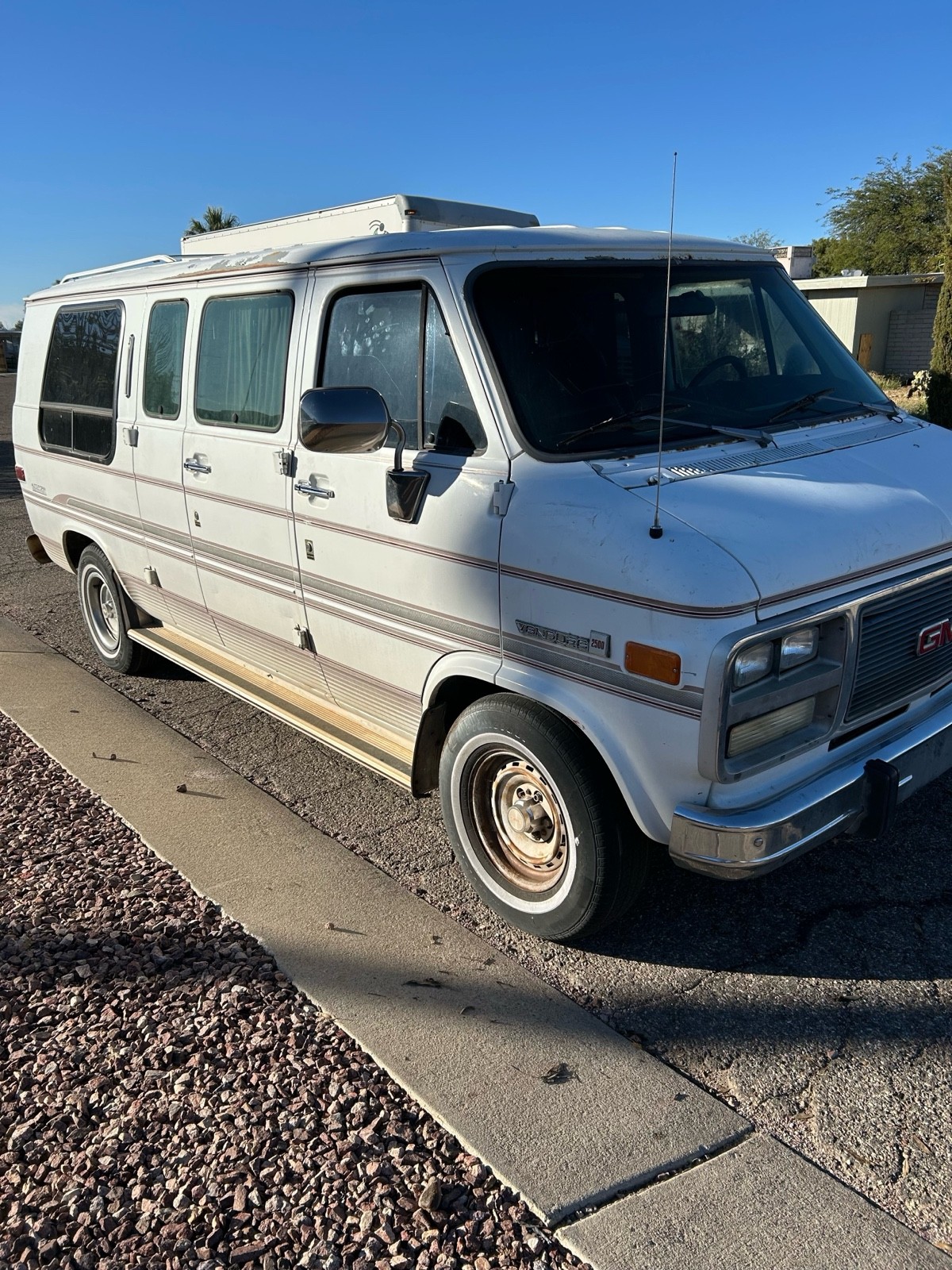 GMC-Vandura-1993-Rally-3