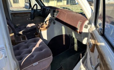 GMC-Vandura-1993-Rally-5