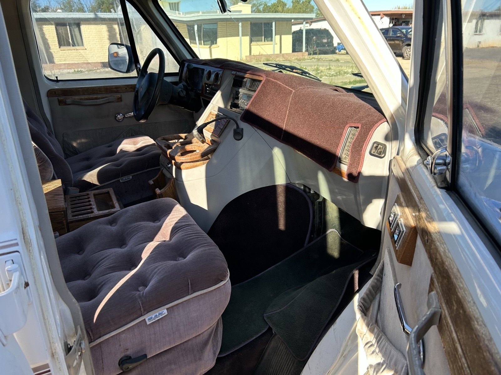 GMC-Vandura-1993-Rally-5