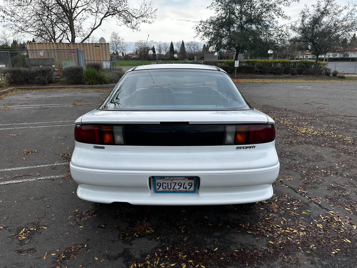 Geo-storm-1993-white-3