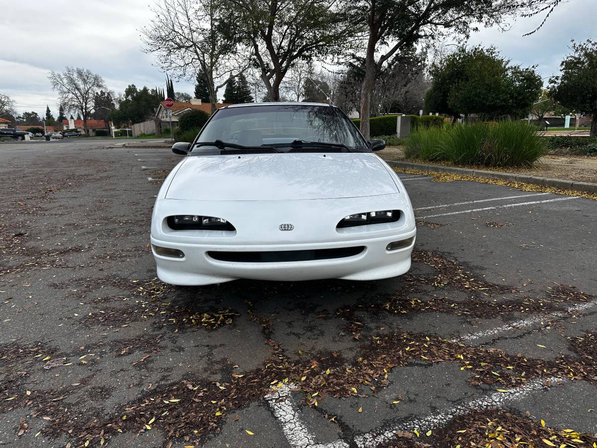 Geo-storm-1993-white