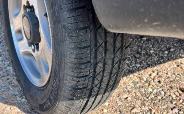 Geo-tracker-1996-white-8