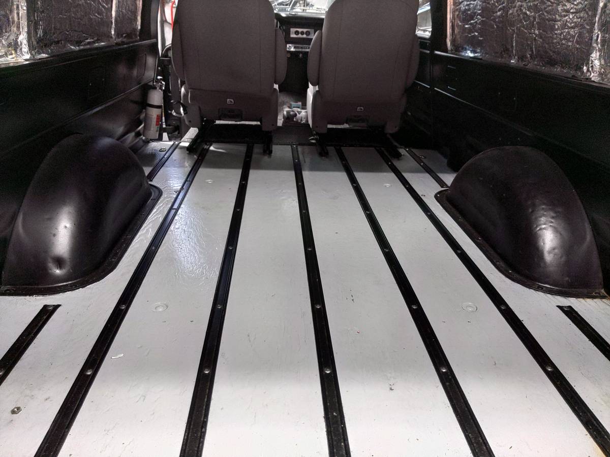 Gmc-100-delivery-panel-1957-black-6