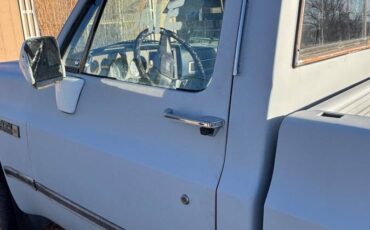 Gmc-1500-pick-up-1985-13