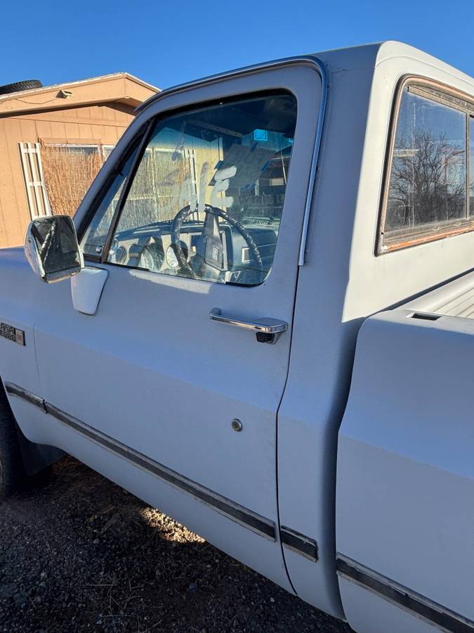 Gmc-1500-pick-up-1985-13