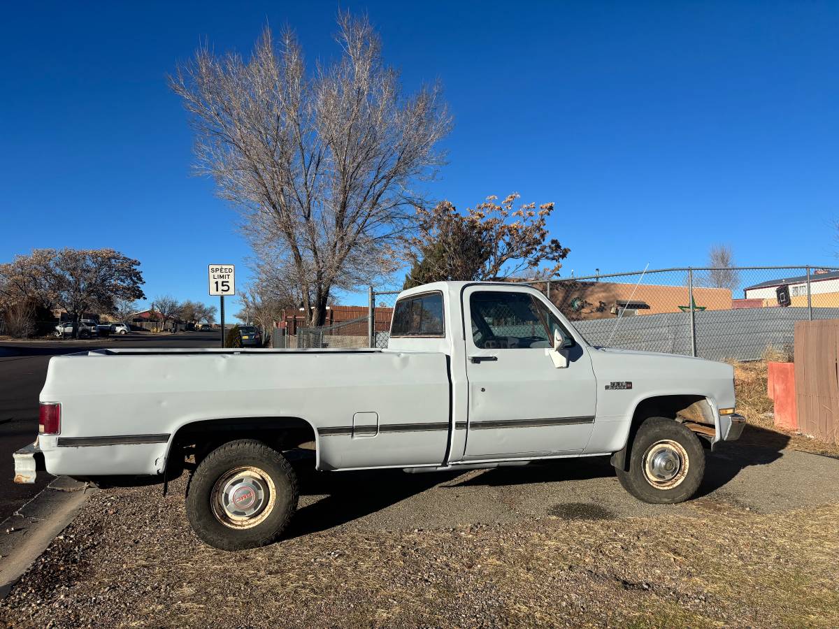 Gmc-1500-pick-up-1985-3