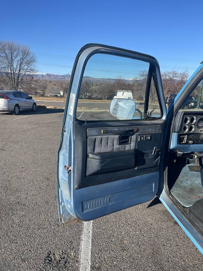 Gmc-1500-sierra-1982-blue-3