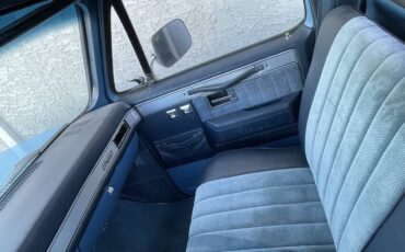 Gmc-1500-sierra-1982-blue-9