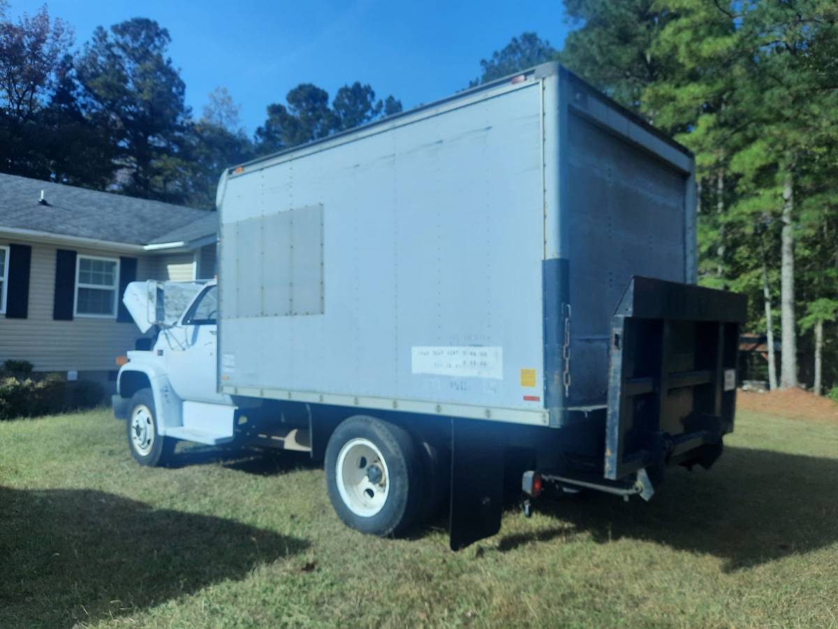 Gmc-5000-1988-white-3