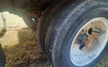 Gmc-5000-1988-white-6