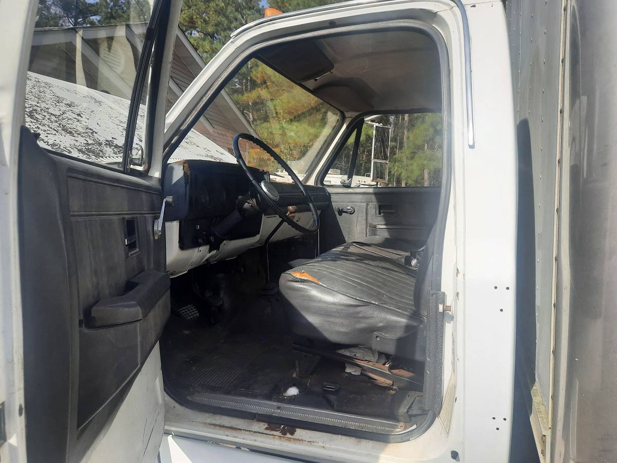 Gmc-5000-1988-white-7