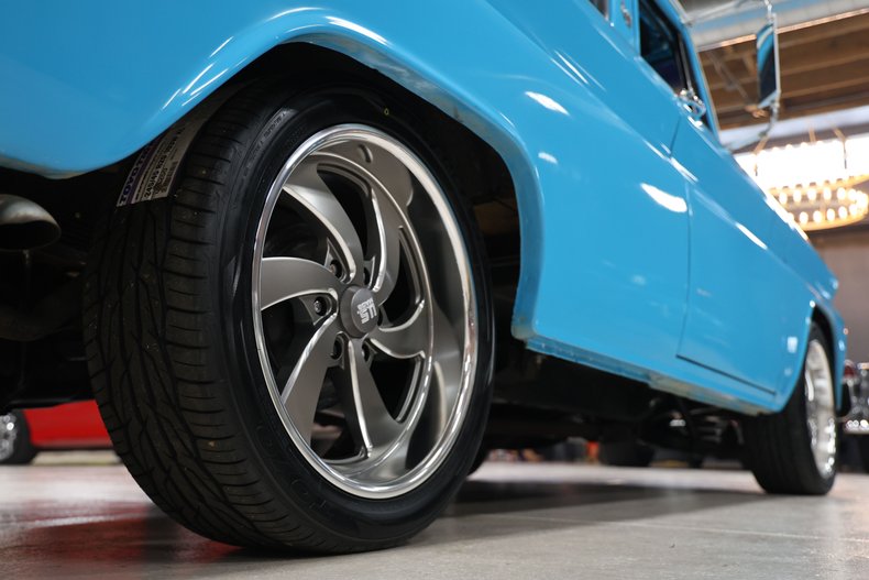 Gmc-Carryall-1966-Teal-Teal-10