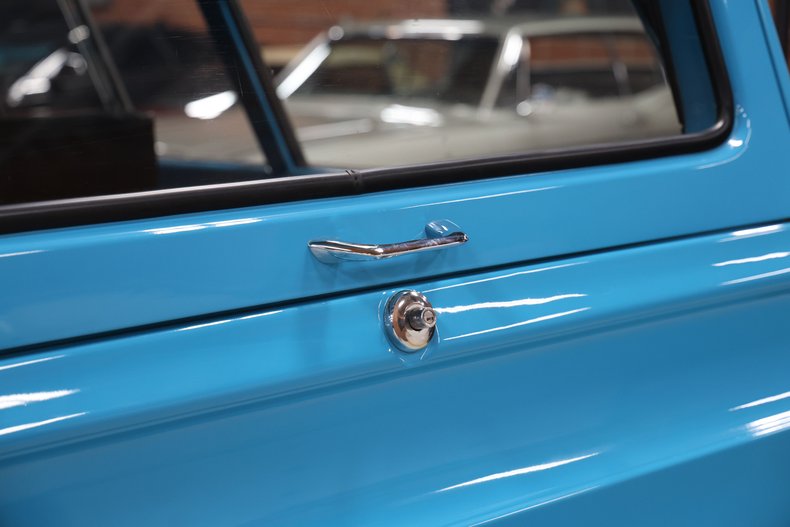 Gmc-Carryall-1966-Teal-Teal-45