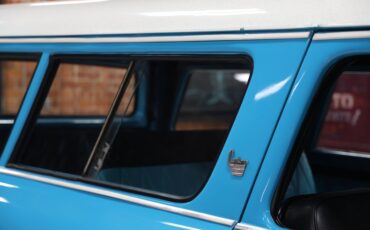 Gmc-Carryall-1966-Teal-Teal-6