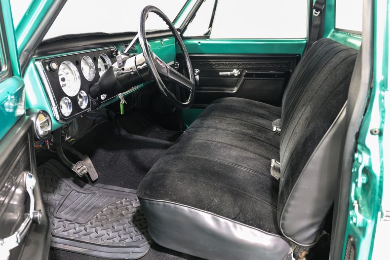 Gmc-Sierra-1972-Green-Black-1