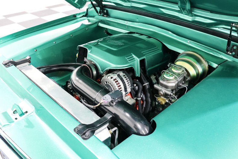 Gmc-Sierra-1972-Green-Black-31