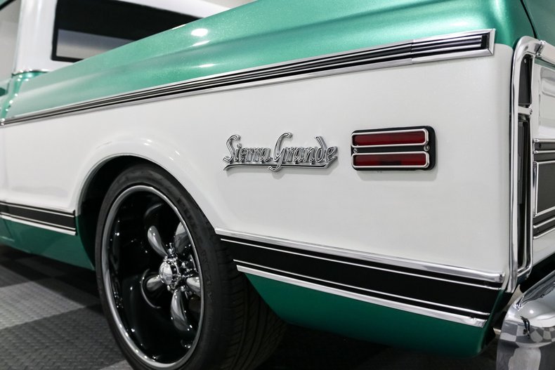 Gmc-Sierra-1972-Green-Black-9