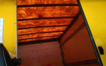 Gmc-box-truck-1993-yellow-7