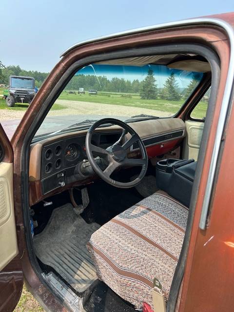 Gmc-c10-1978-brown-7