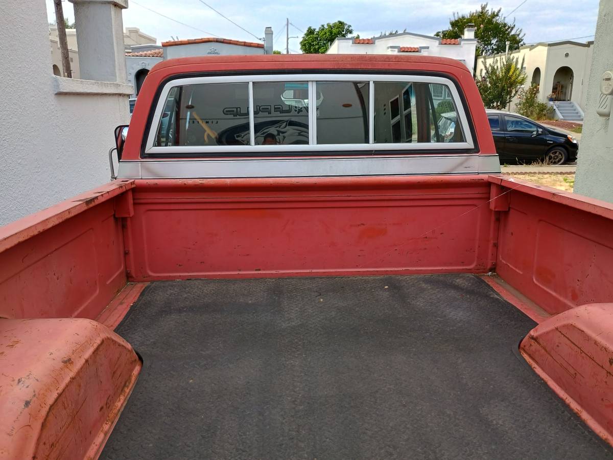 Gmc-c25-1978-red-7
