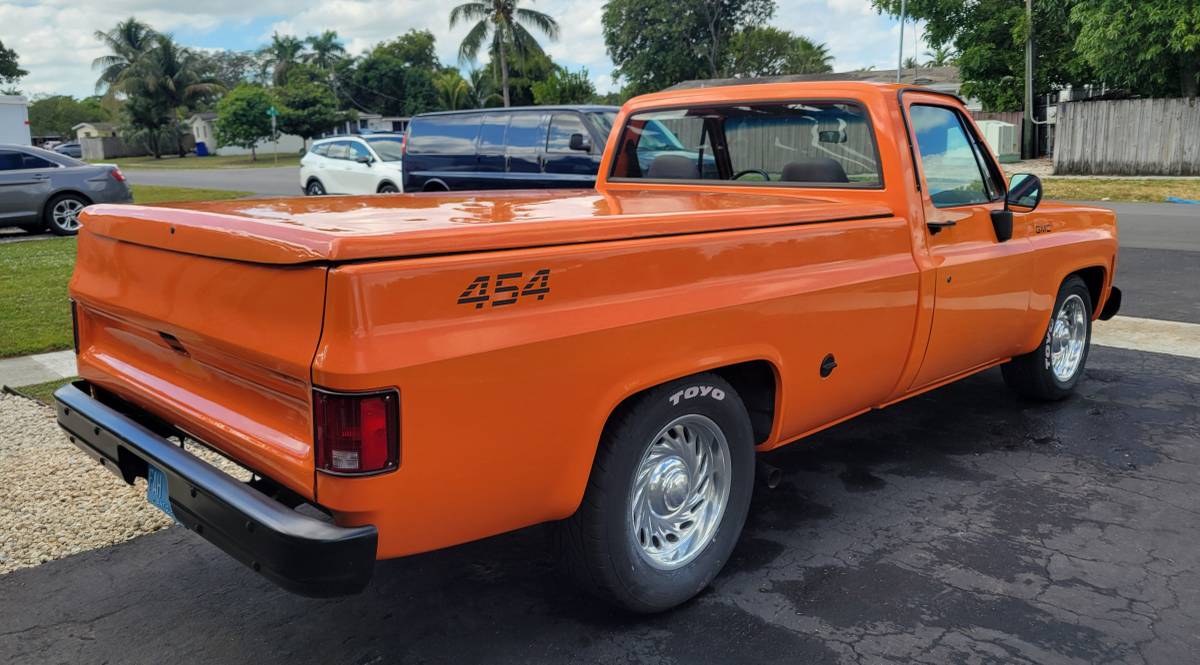 Gmc-c2500-1976-orange-2