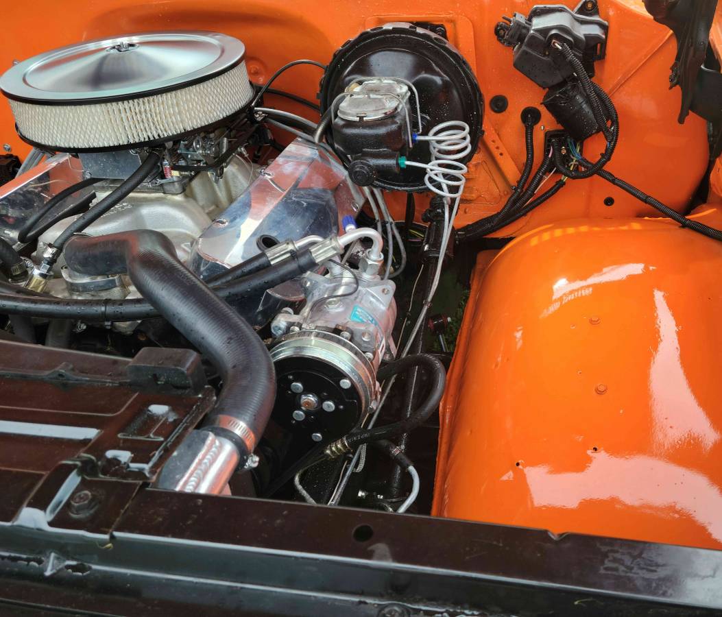 Gmc-c2500-1976-orange-3