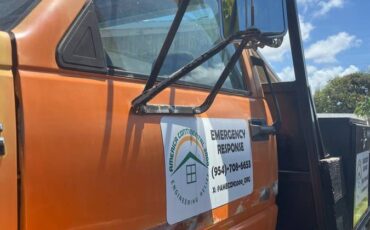 Gmc-c7h042-flatbed-topkick-6.6l-cat-engine-diese-1992-yellow-8